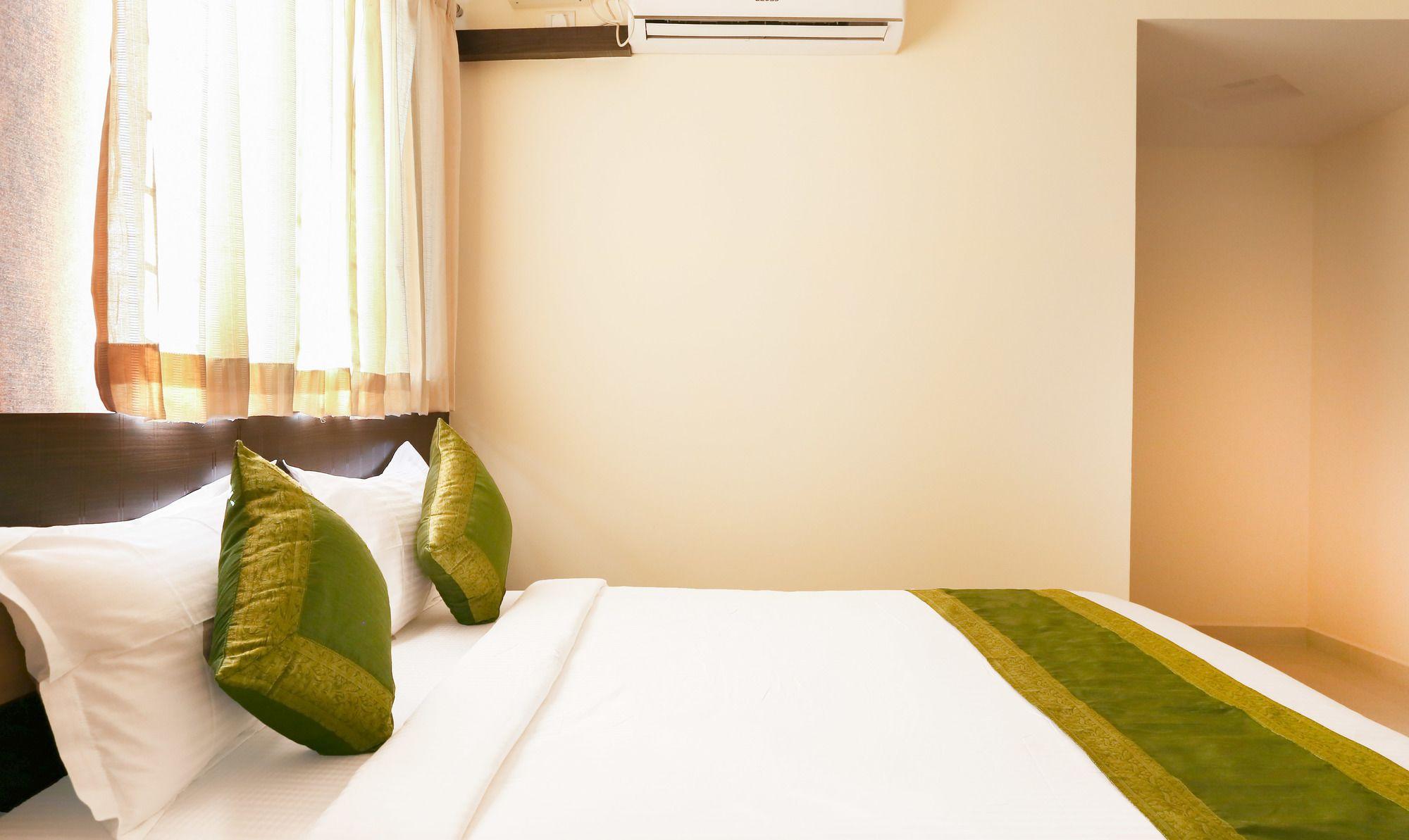 Fabhotel Rotano Suites - Yelahanka Bangalore Ngoại thất bức ảnh