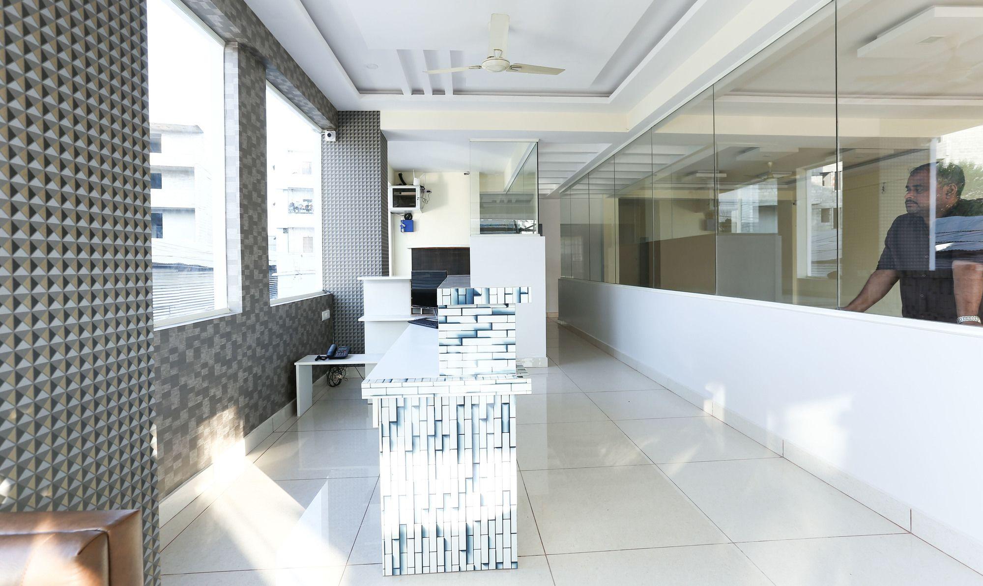 Fabhotel Rotano Suites - Yelahanka Bangalore Ngoại thất bức ảnh