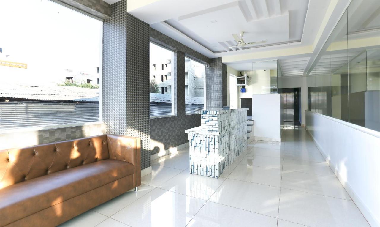 Fabhotel Rotano Suites - Yelahanka Bangalore Ngoại thất bức ảnh