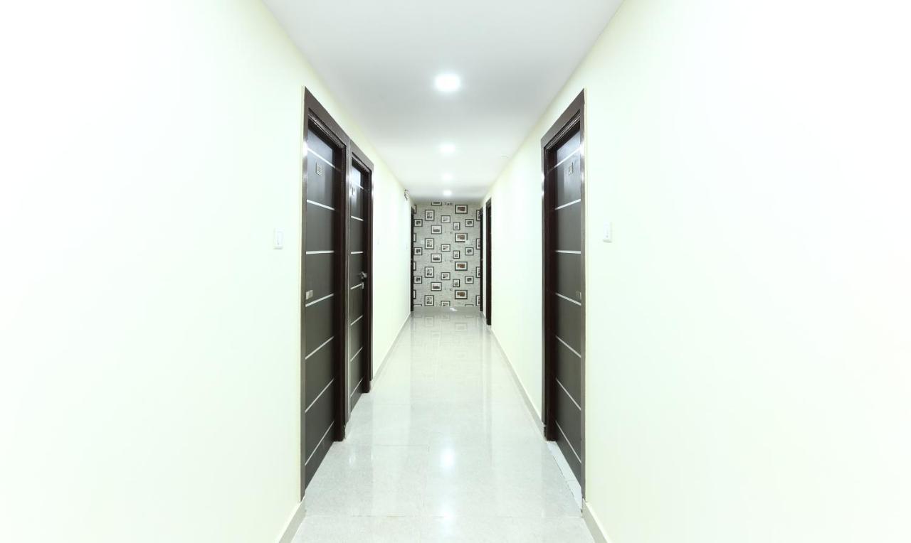Fabhotel Rotano Suites - Yelahanka Bangalore Ngoại thất bức ảnh