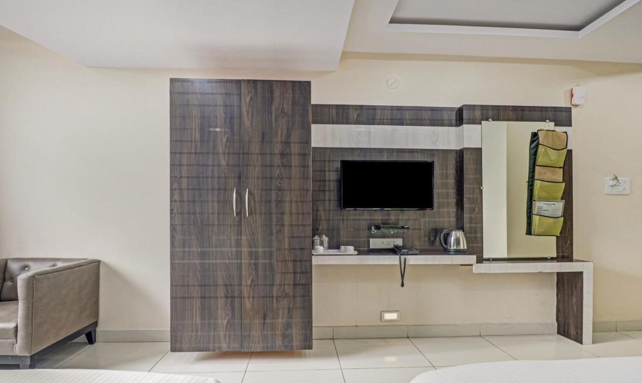 Fabhotel Rotano Suites - Yelahanka Bangalore Ngoại thất bức ảnh