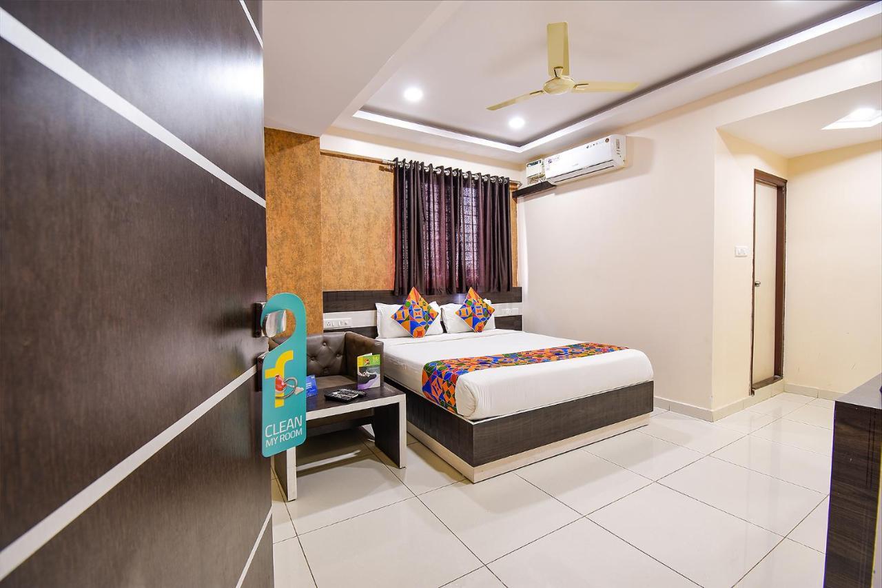 Fabhotel Rotano Suites - Yelahanka Bangalore Ngoại thất bức ảnh