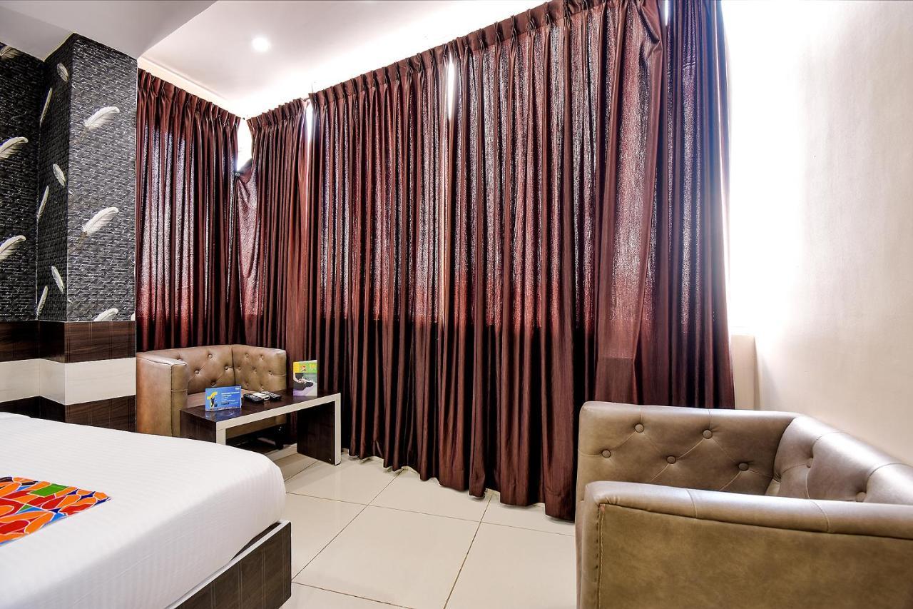 Fabhotel Rotano Suites - Yelahanka Bangalore Ngoại thất bức ảnh