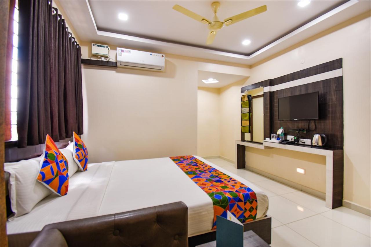 Fabhotel Rotano Suites - Yelahanka Bangalore Ngoại thất bức ảnh