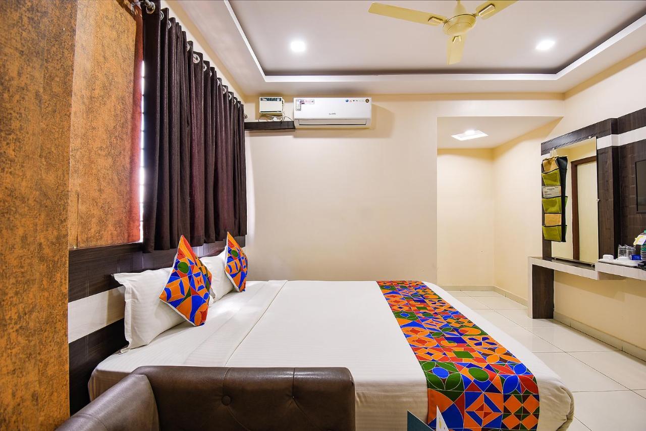 Fabhotel Rotano Suites - Yelahanka Bangalore Ngoại thất bức ảnh