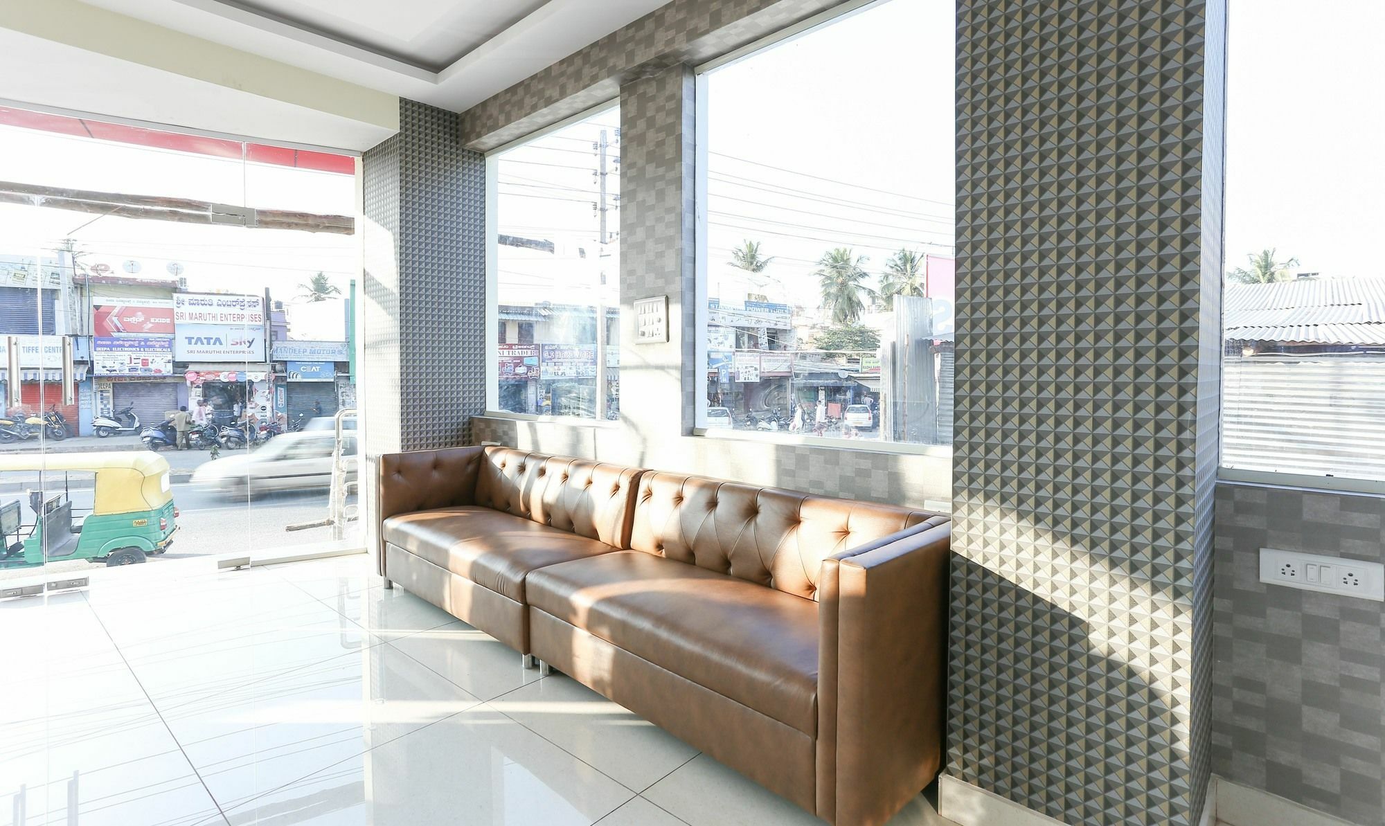 Fabhotel Rotano Suites - Yelahanka Bangalore Ngoại thất bức ảnh